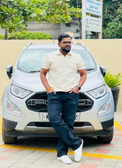 Maratha Bull 7 Inch (Kinganik8) - Male escort in Pune Photo 2 of 3