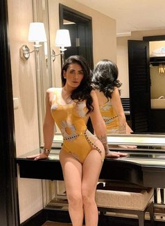 The Classy Sarah Special Private Party - Transsexual escort in Bali Photo 20 of 28