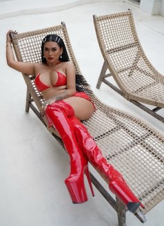 The Fabulous Sarah - Transsexual escort in Jakarta Photo 24 of 30