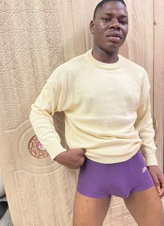 The Fat Big Cucumber 🥒 - Male escort in Muscat Photo 3 of 17