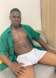 The Fat Big Cucumber 🥒 - Male escort in Muscat Photo 17 of 17