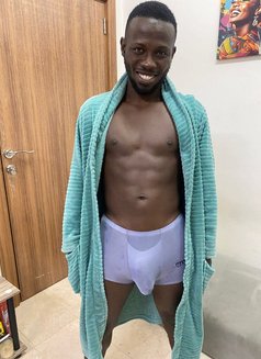 The Fat Longer - Acompañantes masculino in Singapore Photo 2 of 12