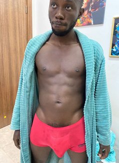 The Fat Longer - Acompañantes masculino in Singapore Photo 10 of 12