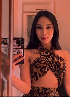 The 𝐑𝐄𝐀𝐋 𝐃𝐄𝐀𝐋 - Transsexual escort in Hong Kong Photo 25 of 27