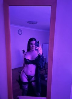 THE FULLY FUNCTIONAL AND FULL OF CUM! - Transsexual escort in London Photo 30 of 30