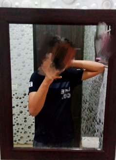 The Gennie - Male escort in New Delhi Photo 3 of 5