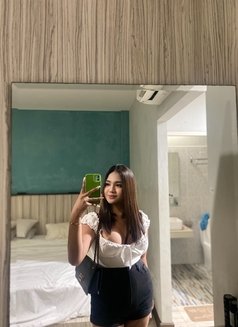 YOUNG FILIPINA VERSATILE🇵🇭🇵🇭 - Transsexual escort in Bangkok Photo 10 of 17