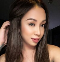 THE GODDESS COCKZILLA GFE: Michelle - Acompañantes transexual in Bangkok Photo 30 of 30