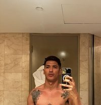 SlimFitGino - Male escort in Taipei