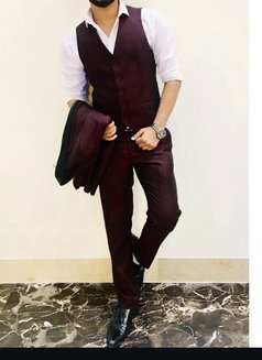 The Guy - Male escort in Ahmedabad Photo 1 of 1