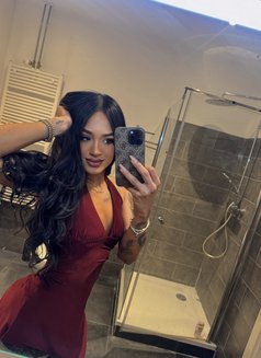🇨🇴THE HOT LATINA, RETURNED WITH 20 CM❤ - Transsexual escort in Dubai Photo 14 of 30
