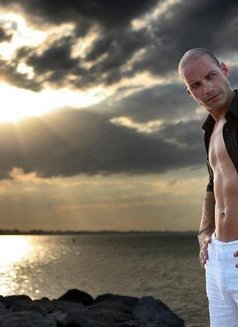 The Italian Lover in Bangkok for You - Male escort in Shenzhen Photo 13 of 16