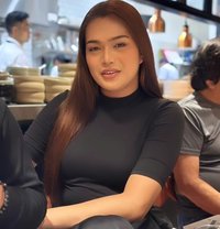 The King and Queen Duo Family Stroke - Transsexual escort in Manila