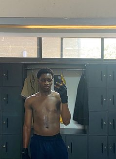 The Light - Acompañantes masculino in Abuja Photo 3 of 4