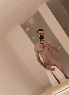 The masteryaz - Male escort in Dubai Photo 5 of 6