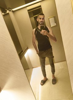 The masteryaz - Male escort in Dubai Photo 5 of 8