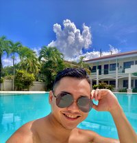 The Mikee Experience - Male escort in Dubai