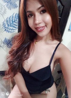 Available for a camshow session only - Transsexual escort in Manila Photo 12 of 12