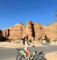 The new Dada with Big dick from Bangkok - Transsexual escort in Riyadh Photo 15 of 18