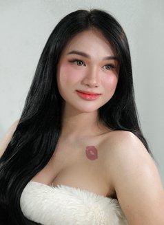 The Newest Shemale Young Hana - Acompañantes transexual in Makati City Photo 7 of 13