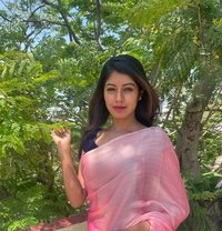 The North, Russians Model - puta in Chennai