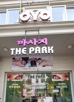 The Park Q7 - masseuse in Ho Chi Minh City Photo 2 of 3