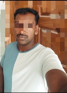 The Passing Cloud - Male adult performer in Chennai Photo 2 of 2