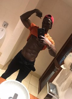 The Plug - Agencia de acompañantes masculinas in Nairobi Photo 3 of 4