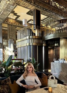 The Queen is available to serve you - Transsexual escort in Dubai Photo 28 of 30
