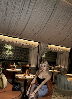 Top & Bottom cum a lot - Acompañantes transexual in Dubai Photo 29 of 30