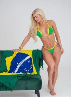 The Queen Natasha - escort in Busan Photo 5 of 12