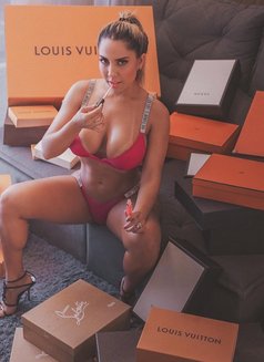 Queen of anal - escort in Dubai Photo 17 of 28