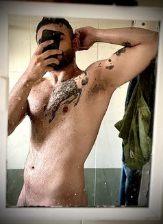 The Rainmaker - Your pleasure partner - Male escort in Gurgaon Photo 5 of 6