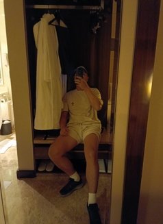 the real meaning of pleasure - Male escort in Manila Photo 12 of 13