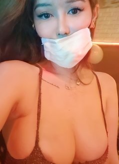 videocall to verify - escort in Tokyo Photo 7 of 19