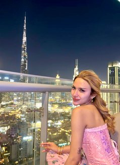 Indian elite model Rosie in Dubai Marina - puta in Dubai Photo 8 of 8