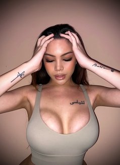 The sex symbol goddess - Transsexual escort in Dubai Photo 29 of 29