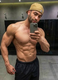 The Sex Wiizard 🧙‍♂️ - Male companion in Kuala Lumpur Photo 19 of 19