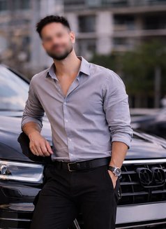 The Silent Gentlemen - Male escort in Ahmedabad Photo 3 of 4