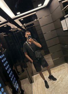 The Wolfman - Male escort in Beirut Photo 3 of 10