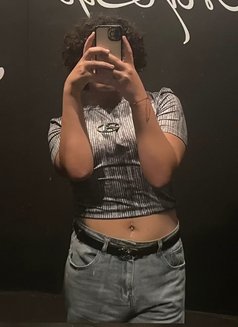 Thea - Transsexual escort in Beirut Photo 1 of 3