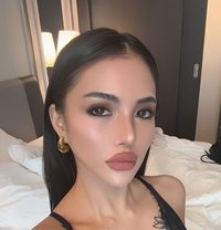 BEST FUCKMATE YUNA - escort in Kuala Lumpur