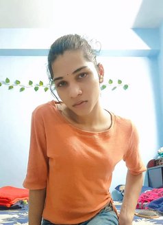 Thea Shemale - Transsexual escort in Hyderabad Photo 2 of 4