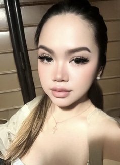 Thea Smith - Acompañantes transexual in Manila Photo 7 of 9