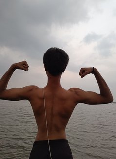 Thebrownguy23 - Acompañantes masculino in Pune Photo 7 of 8