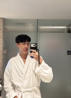 Theerx - masseur in Bangkok Photo 1 of 4