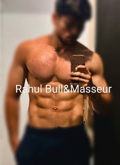 Thefitbull in Your City - Acompañantes masculino in Mangalore Photo 2 of 3