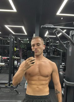 ThefrenchHunk - Acompañantes masculino in Bali Photo 6 of 6