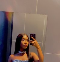 Thelma - escort in Singapore