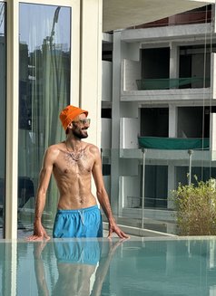 Themaster Dom - Male escort in Dubai Photo 2 of 11